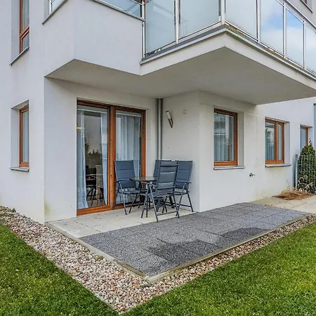 Bright Apartment With Private Garden And Accepting Pets By Noclegi Renters Gdansk Exterior photo