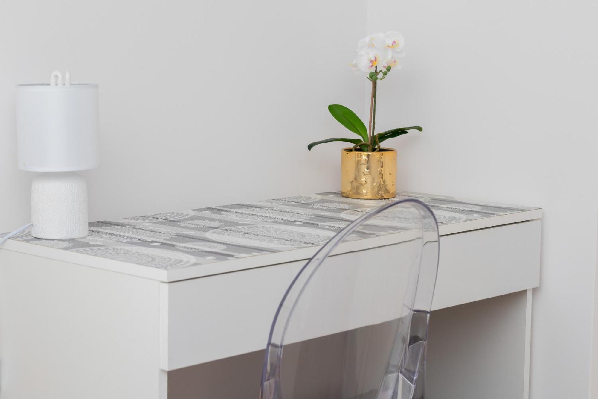 Bright With Private Garden And Accepting Pets By Renters Gdansk